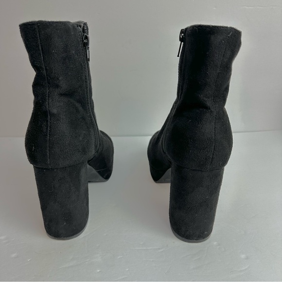 Lulus Platform Booties Women's size 8.5 Shoes Block Heel Suede Black Vegan - Picture 3 of 8